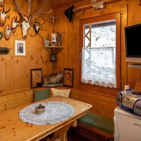 Apartment In Near Areas, Cleaning Included Muhr